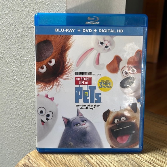 The Secret Life Of Pets & Zootopia Blue Ray DVD’s - Picture 7 of 10